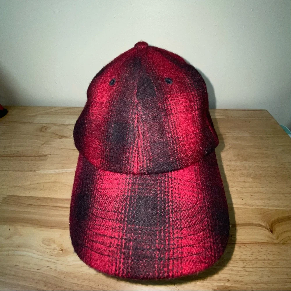 Wool Trapper Hat Unisex M /L Cap Ear Flaps Red Buffalo Plaid Winter Hunting
